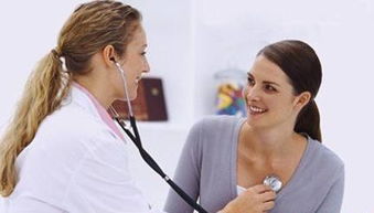 接吻、夾菜、共用牙刷 幽門螺桿菌的傳播與預防真相